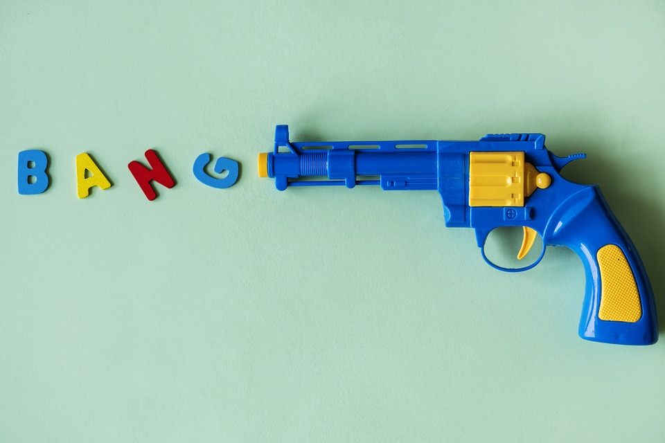 В Рязани ребенок получил пулю в глаз из игрушечного пистолета