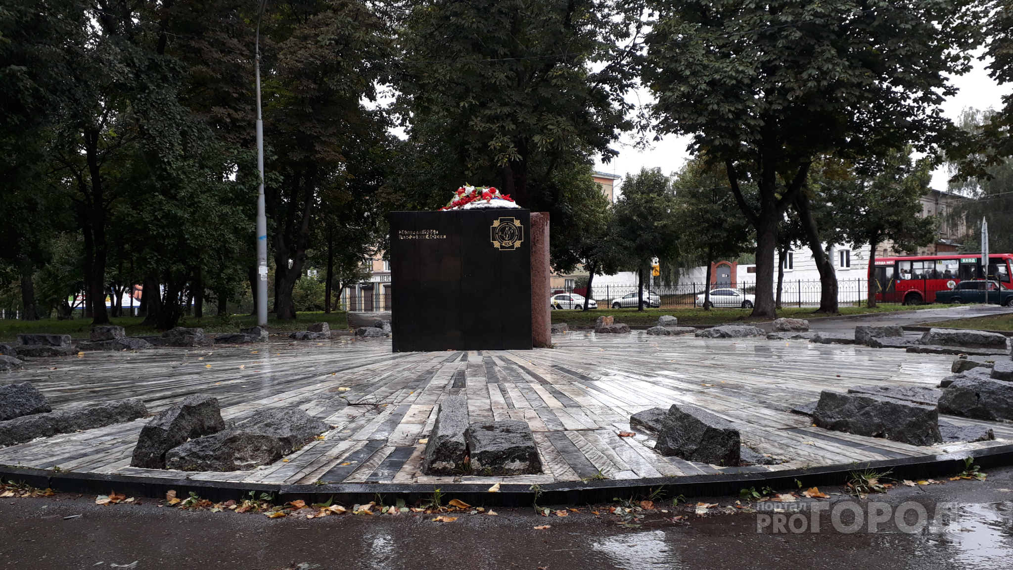 Рязанцы ужаснулись состоянию памятника чернобыльцам