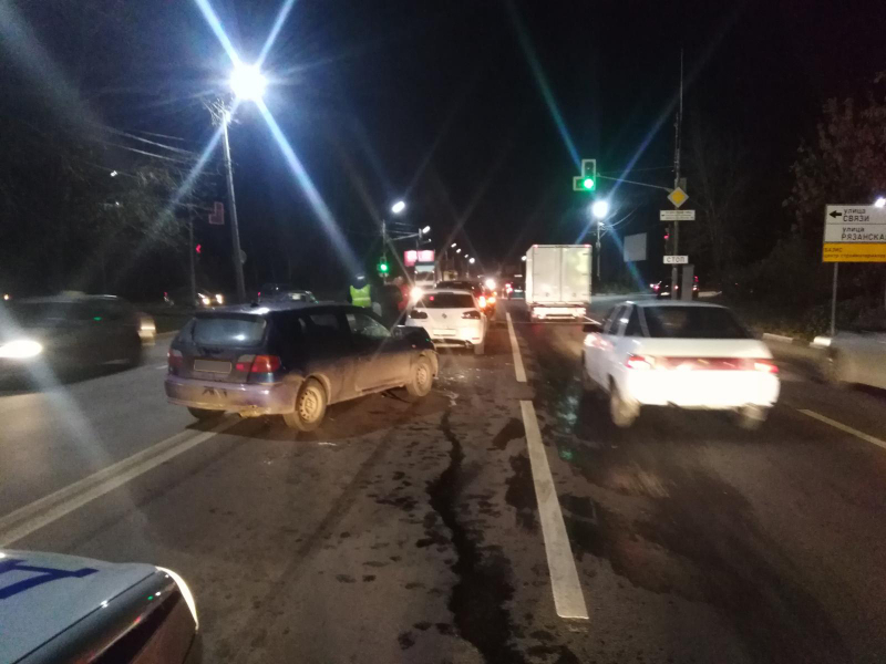 Пьяный рязанец на "Ниссане" устроил массовое ДТП на Куйбышевском шоссе