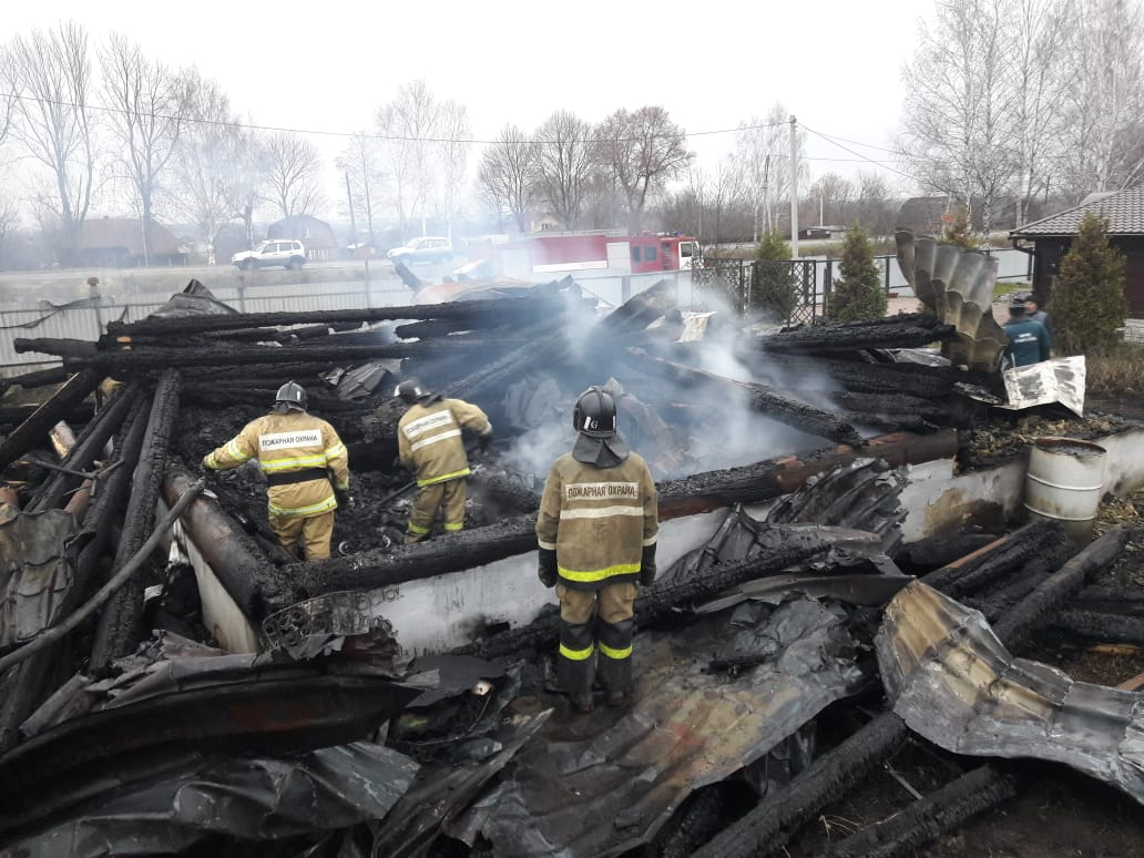На пожаре в Рязанской области погибли трое детей