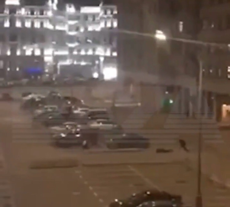 Видео нападения на крокус. Уличная перестрелка Россия.