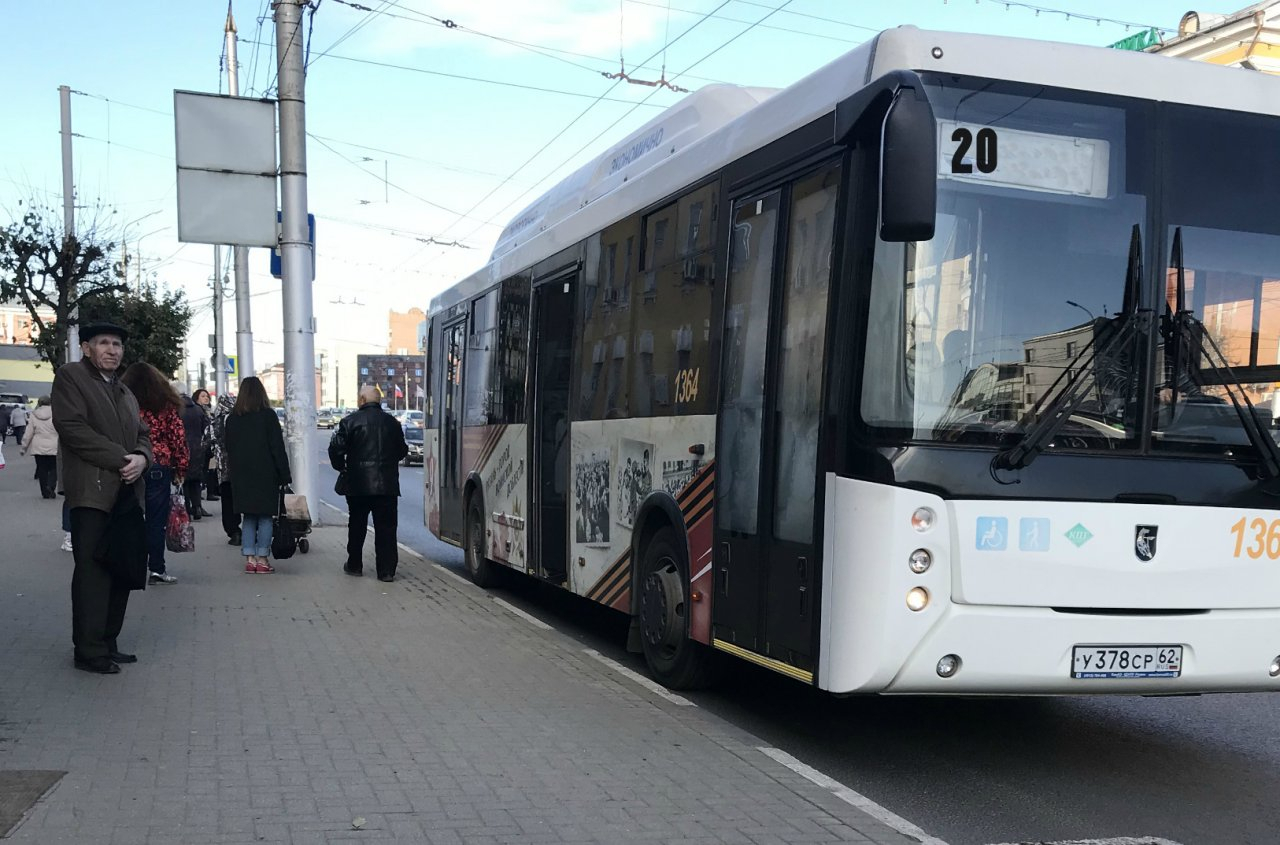 Рязанцы вновь пожаловались на работу 20 автобуса