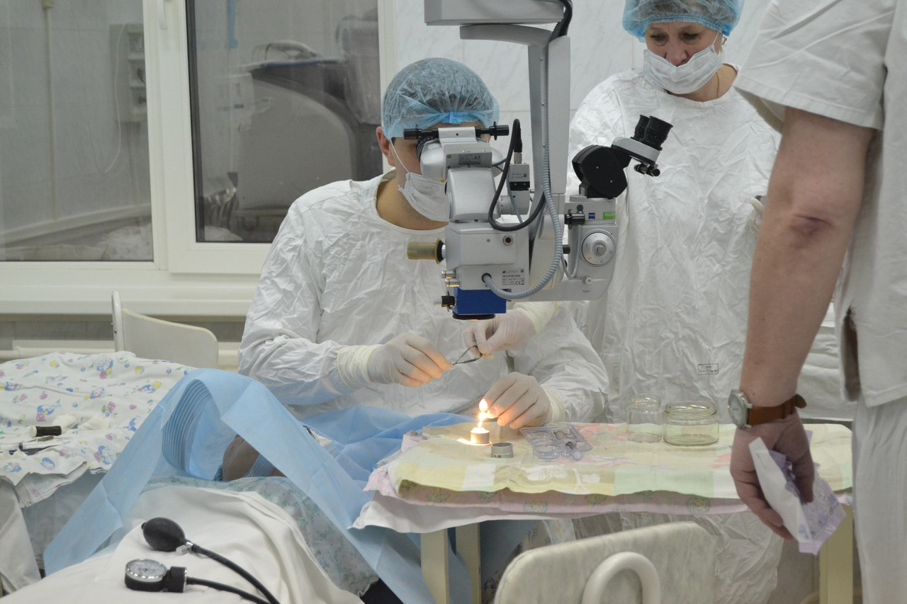 Рязанские хирурги успешно пересадили роговицу глаза
