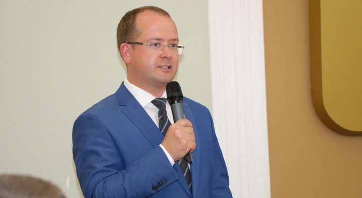 Суд продлил срок ареста бывшему и.о. мэра Карабасову