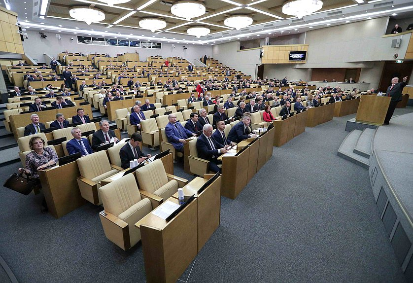 22 июня: Госдума приняла закон о всероссийской минуте молчания