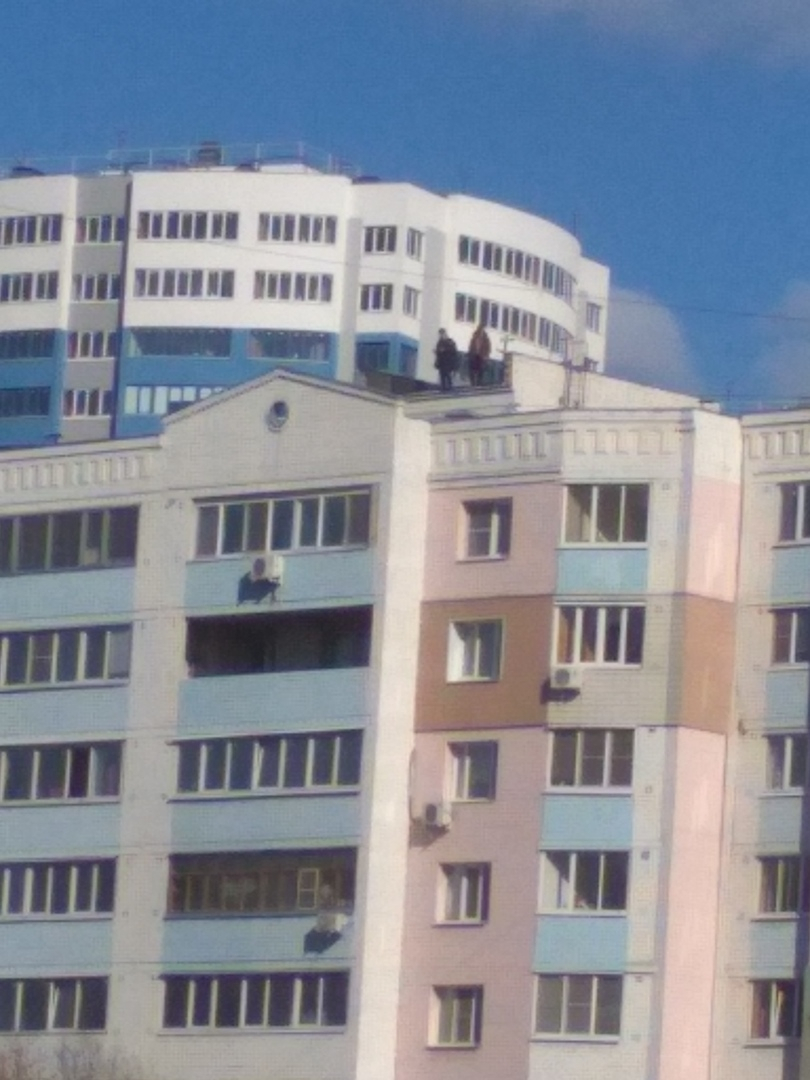 “Искатели приключений”: в Рязани подростки гуляли по крышам