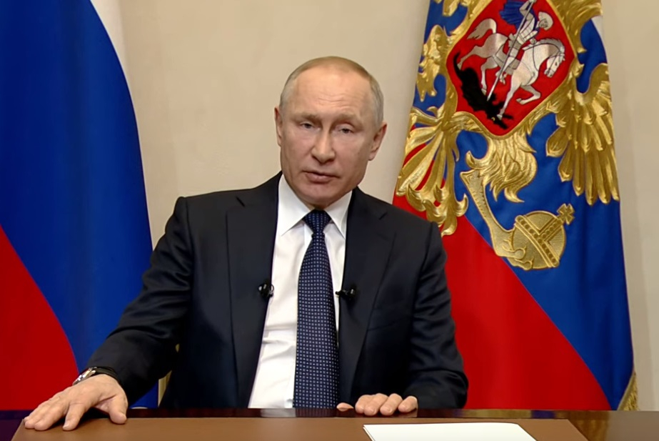 Путин перенес дату голосования за поправки в Конституцию