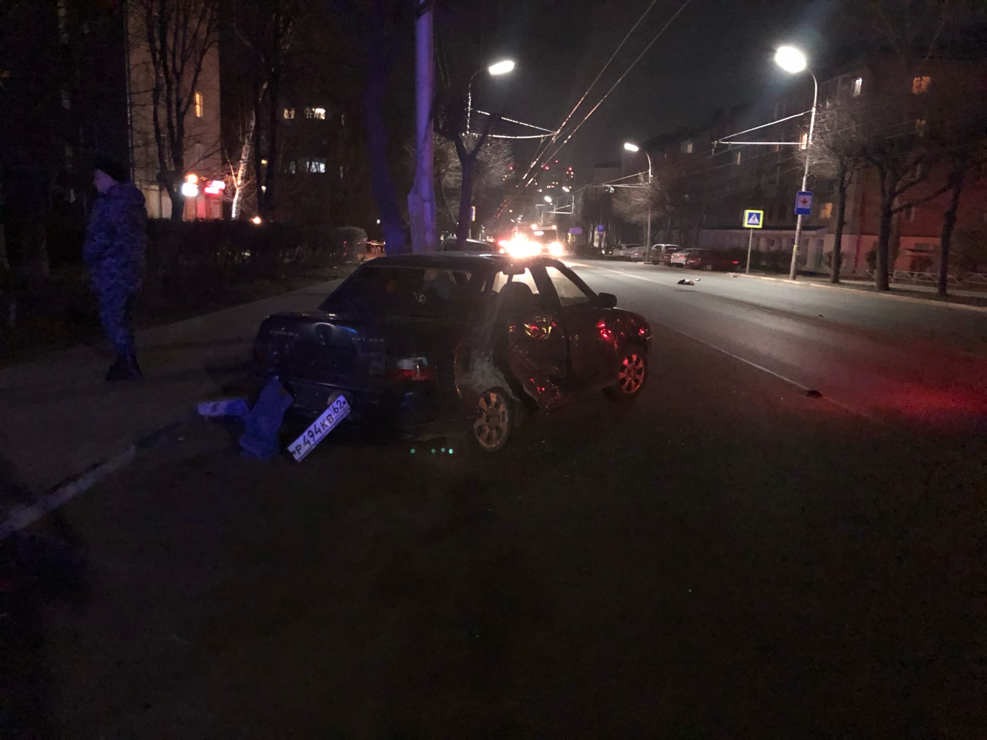 Авария возле радиоуниверситета: автомобиль - всмятку, но пострадавших нет