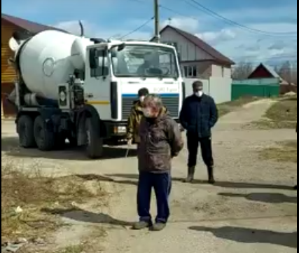 Перекрыли дорогу: в Рязанской области жители протестуют против строительства сотовой вышки