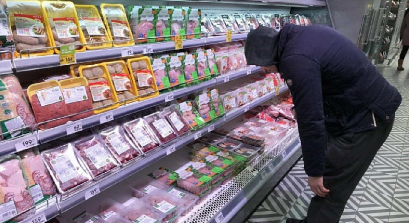 Соблюдай дистанцию: Любимов ограничил число покупателей в рязанских магазинах