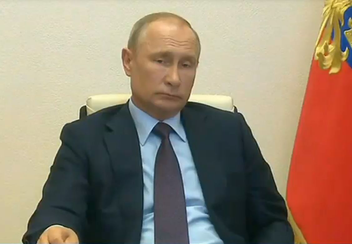 Путин губернаторам: не спешите снимать ограничительные меры