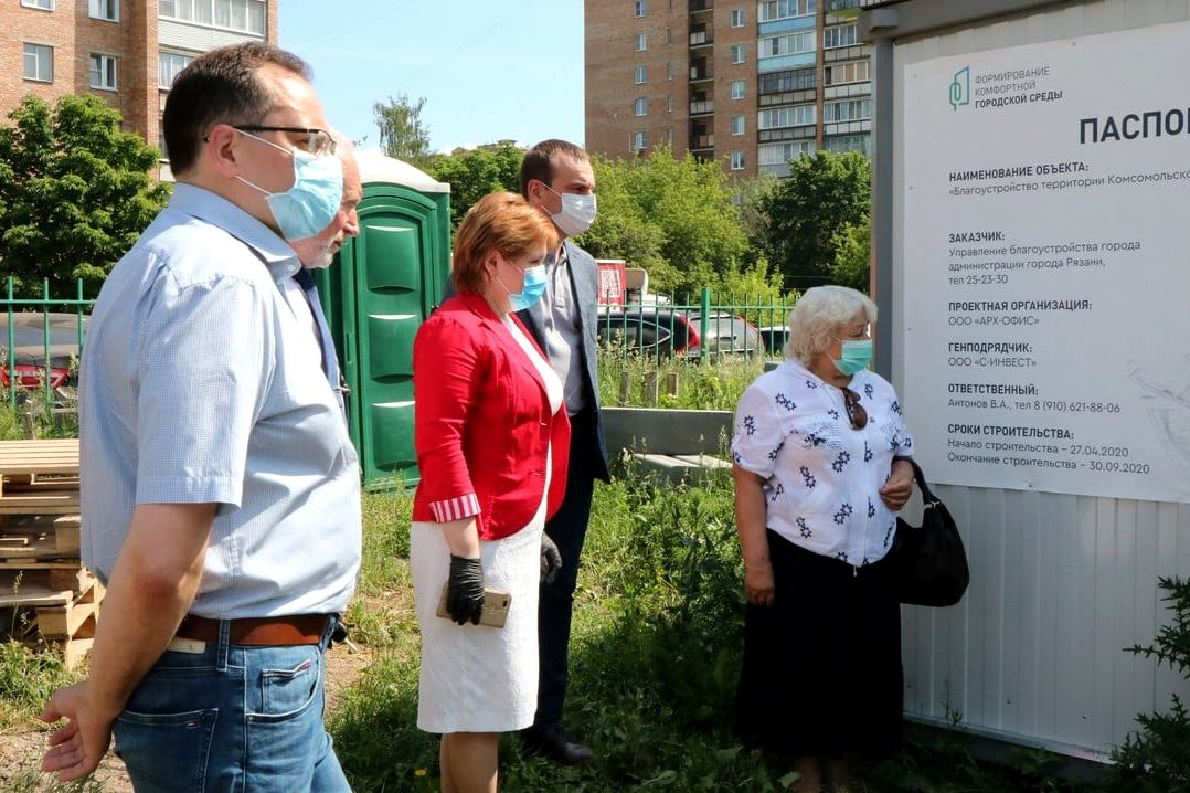 Благоустройство Комсомольского парка: депутаты гордумы проверили ход работ