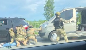 Подозревают в серии хищений: сотрудники СОБР задержали злоумышленников на Солотчинском шоссе