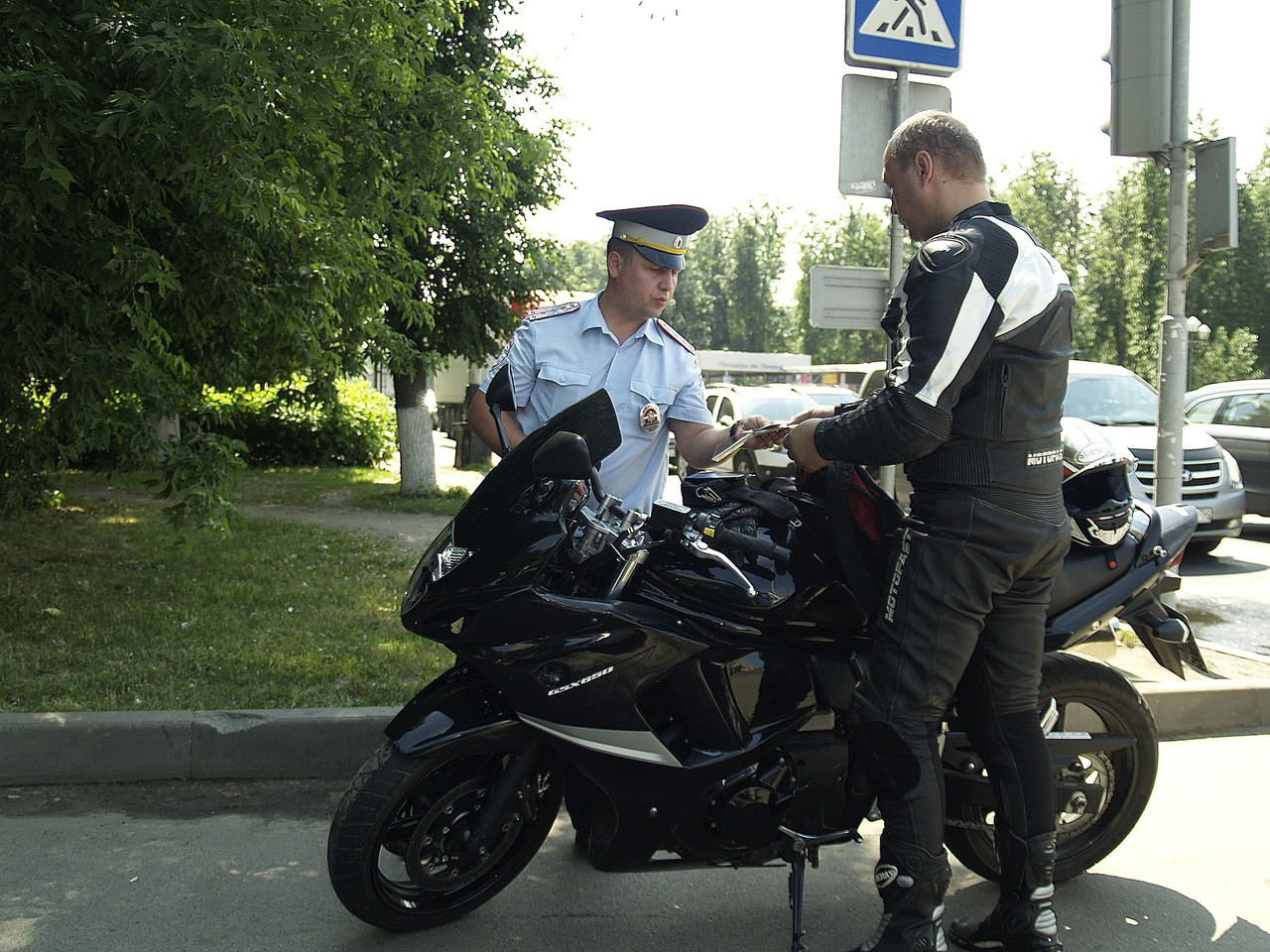 В Рязани сотрудники ГИБДД проводят профилактическую операцию “Мотоцикл”