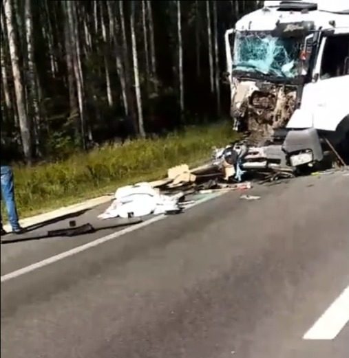 Два грузовика: в Рязанской области произошло серьезное ДТП