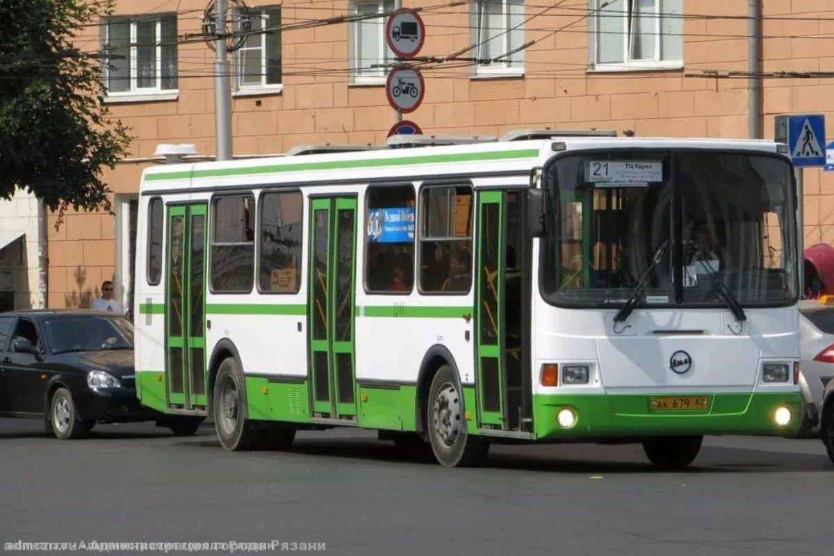 Не перепутайте автобусы: в схему движения маршрута №21 внесут изменения