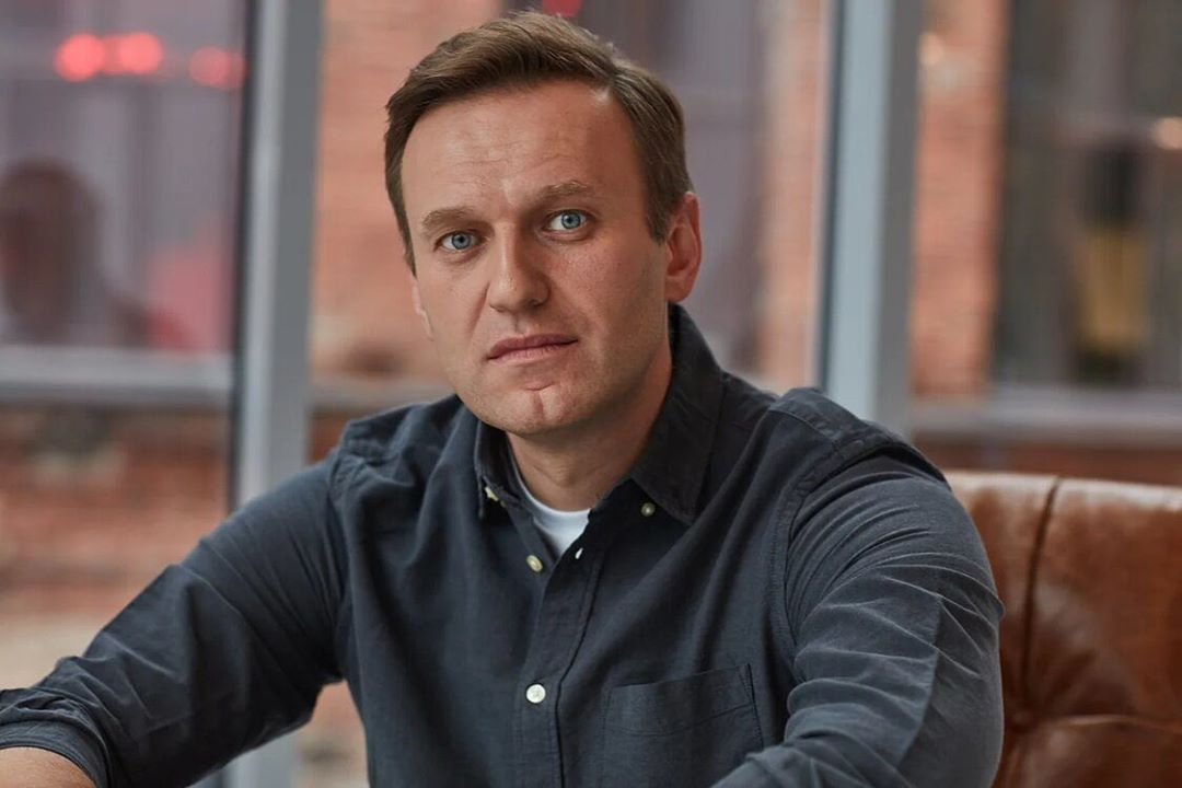 Скоро все расскажет: Навальный полностью пришел в сознание и может говорить