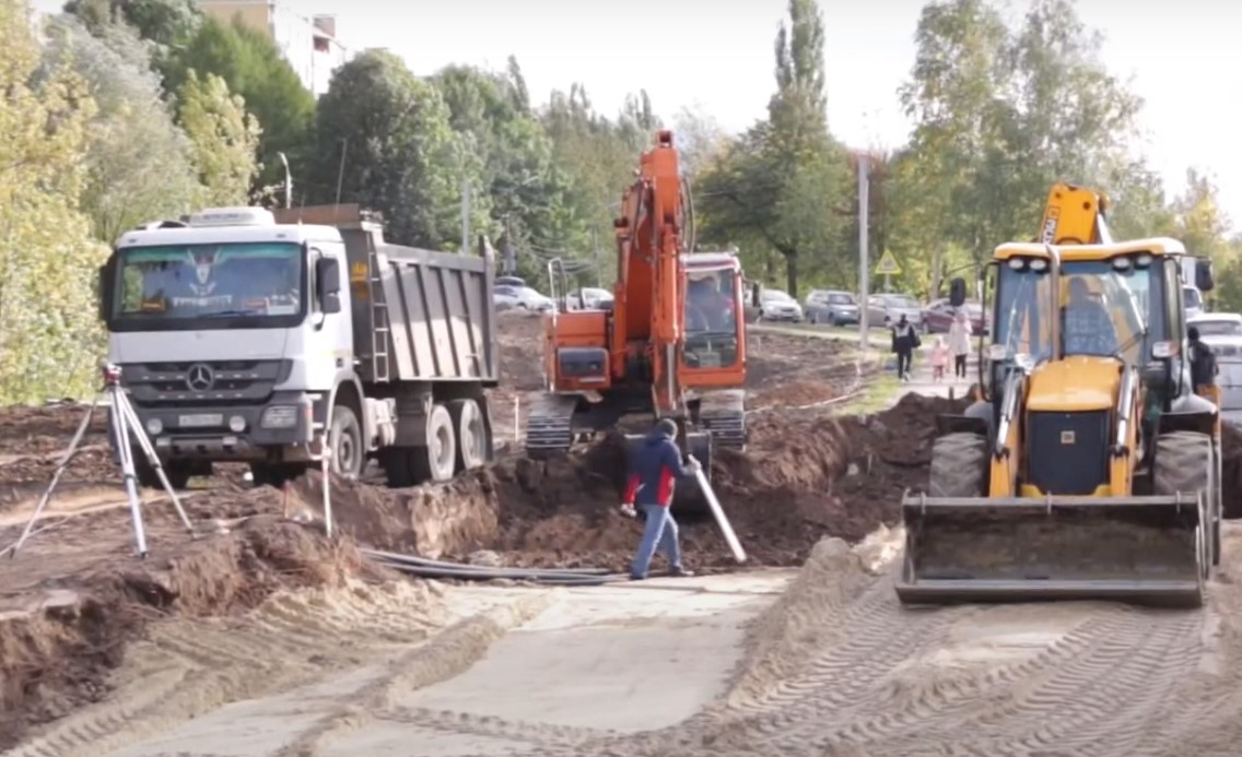 Ждем пробок: в Рязани приступили к реконструкции перекрестка у "Глобуса"