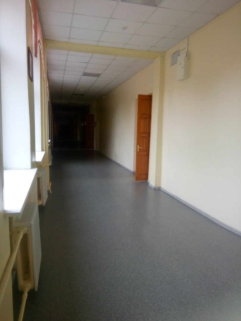 Занавес: Мурминскую среднюю школу закрыли на карантин