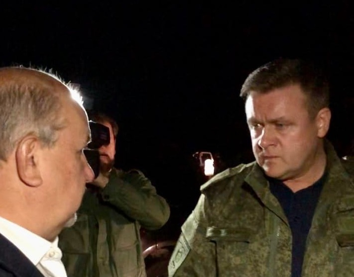 Взрыв боеприпасов: губернатор Любимов приехал на место происшествия