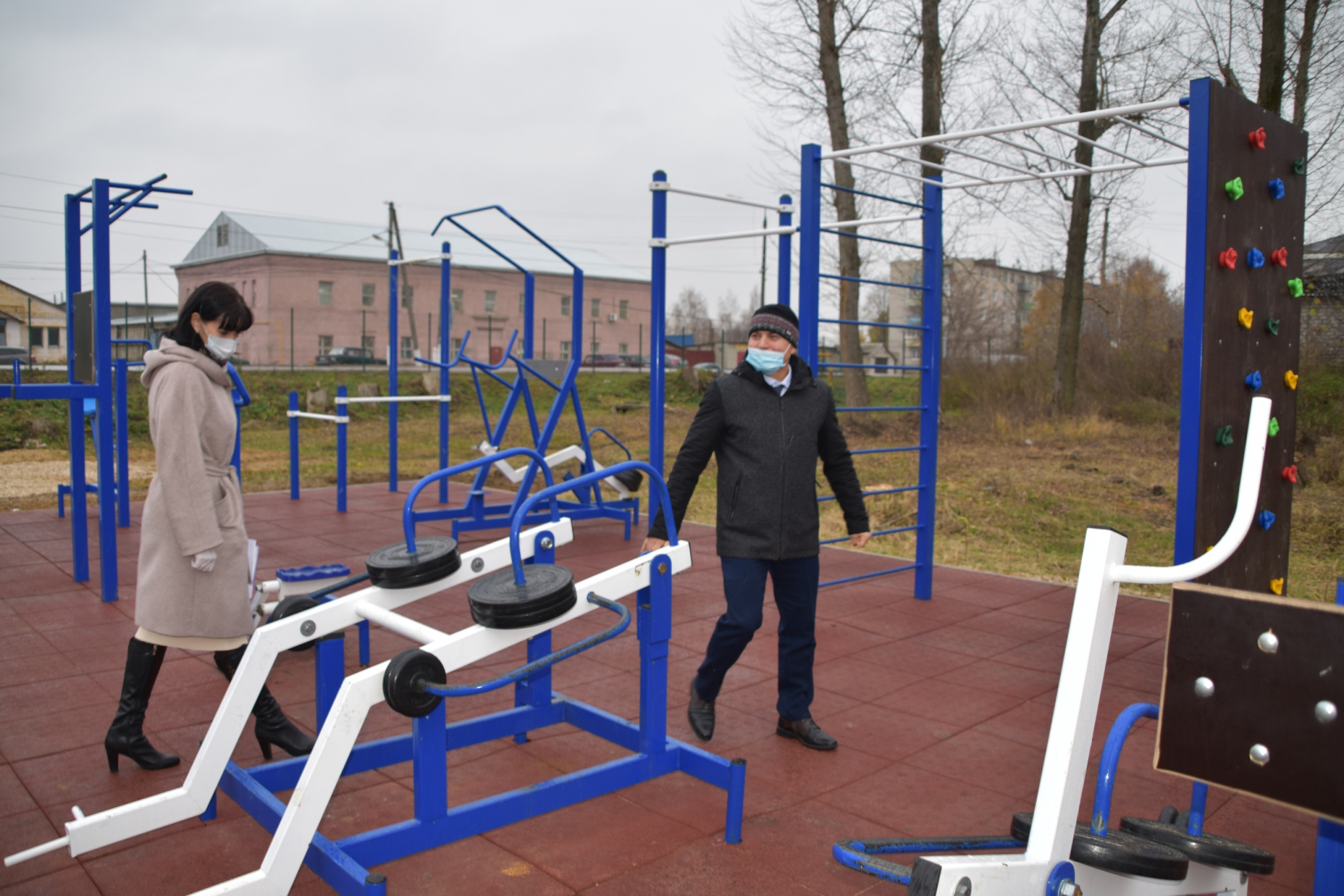 Выполняют нацпроект: в Михайлове и Сасове открыли спортивные площадки