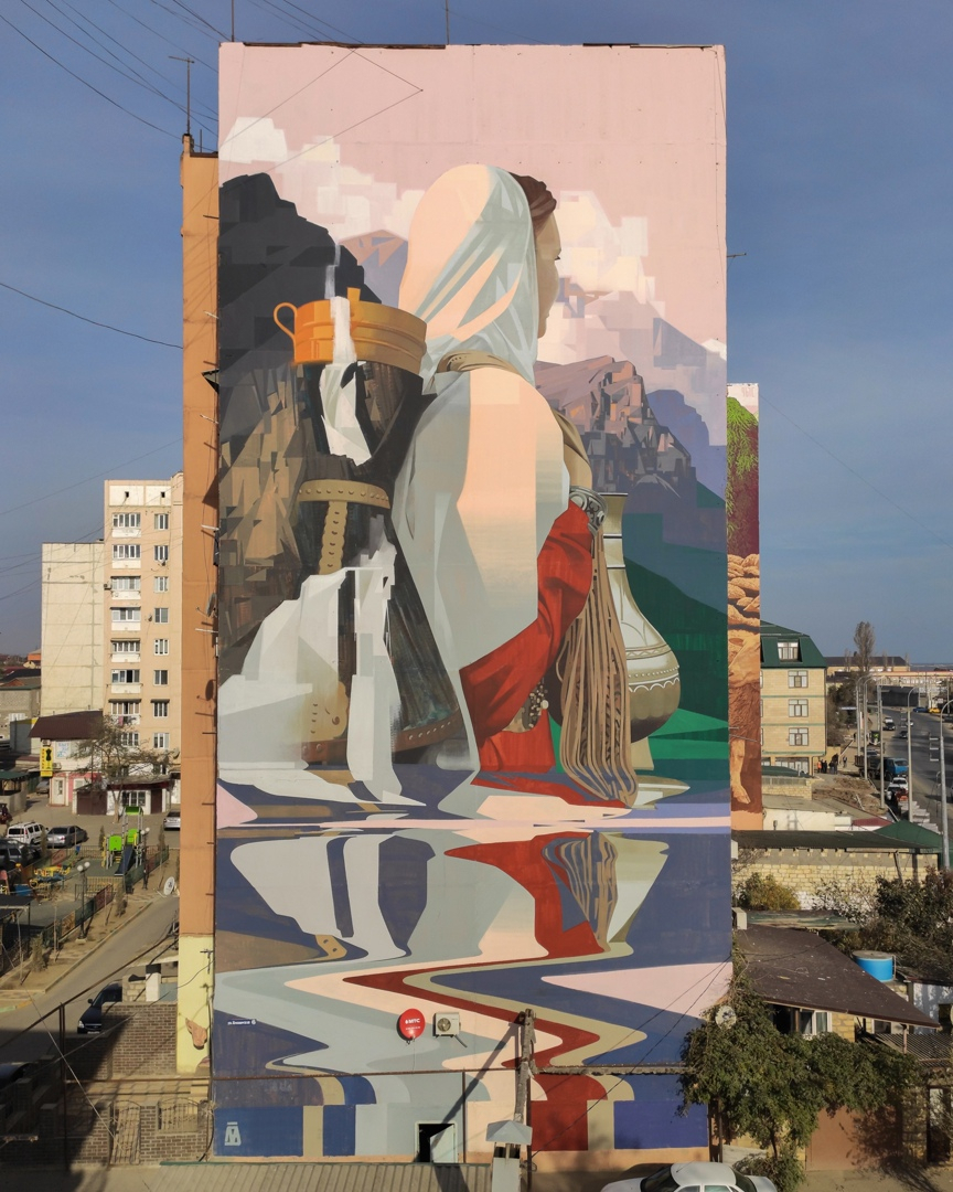 Красота: рязанский художник создал масштабное граффити в Дагестане