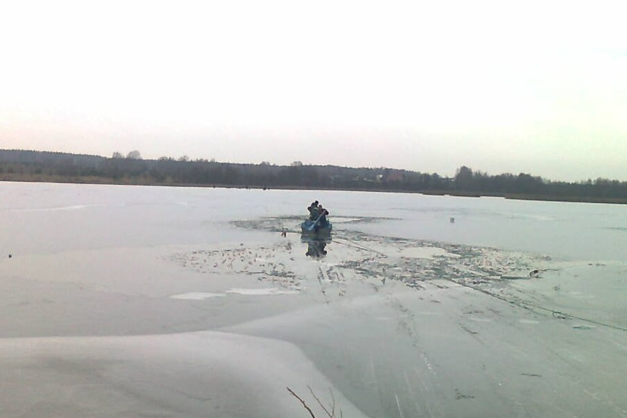 Вмерз в лед: появились подробности гибели рыбака под Рязанью