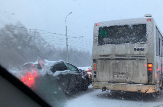 Снег и сильный ветер: рязанские дорожники перешли в режим повышенной готовности