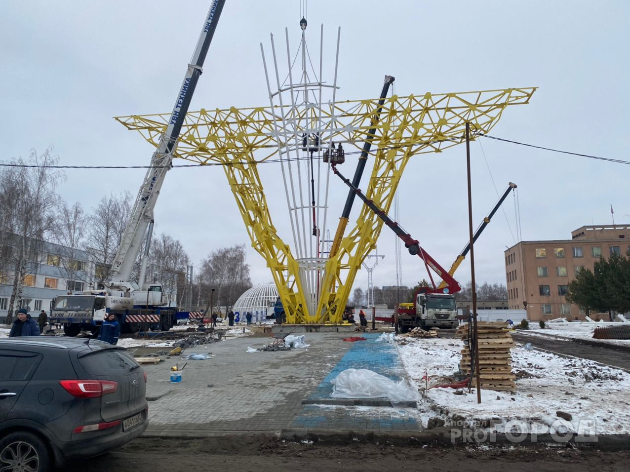 Опора ЛЭП в виде гигантского парашюта | Новости Рязани