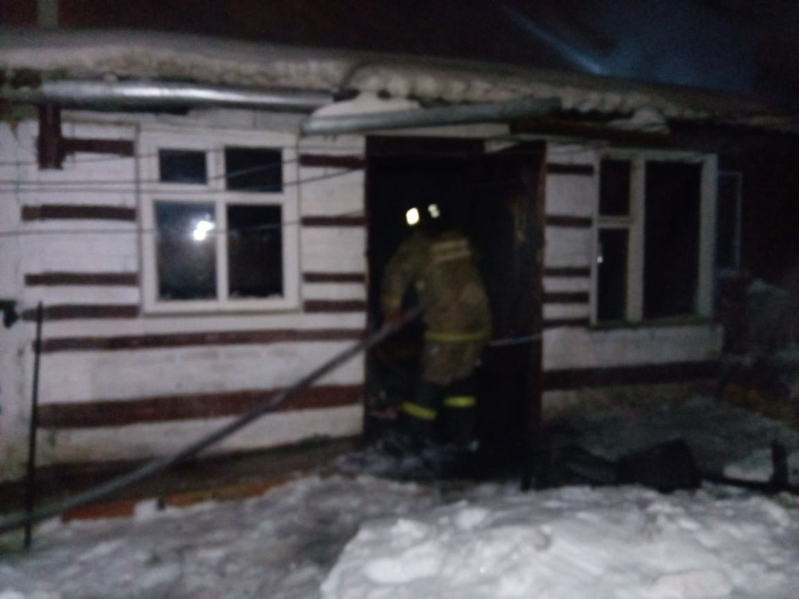 Трое погибших: в Михайлове загорелся жилой дом