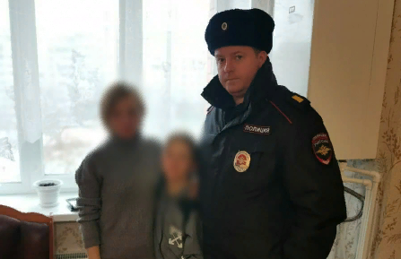 Нашли замерзшим и напуганным: рязанские полицейские помогли маленькому мальчику вернуться домой
