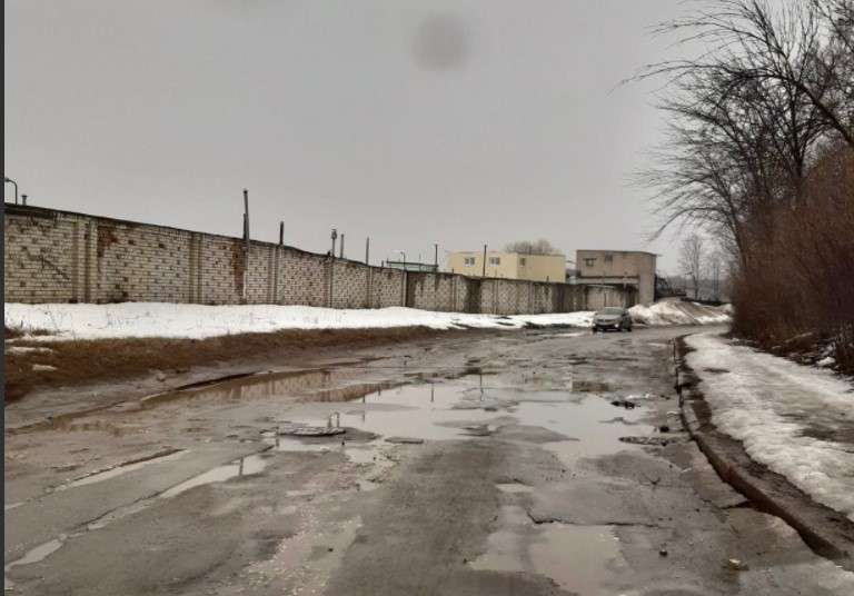 1000 подписей: активисты просят городские власти отремонтировать улицу Новаторов