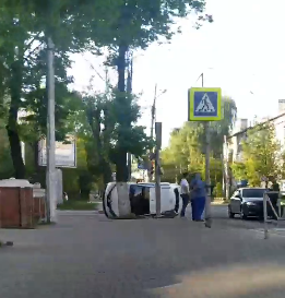 Авария с такси: в центре Рязани столкнулись две машины