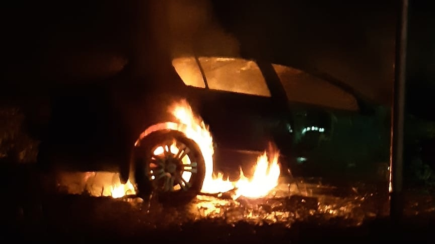 С разницей в три часа: в Рязани после разных ДТП загорелись сразу две машины