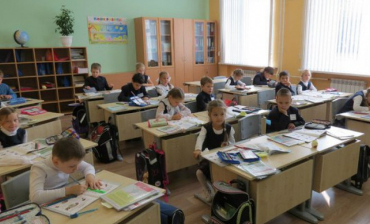 Любимов: в Рязанской области постепенно откажутся от второй смены в школах