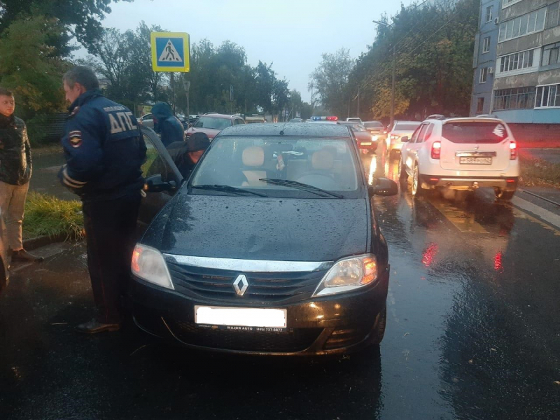 Авария на Новоселов: водитель совершил наезд на детей