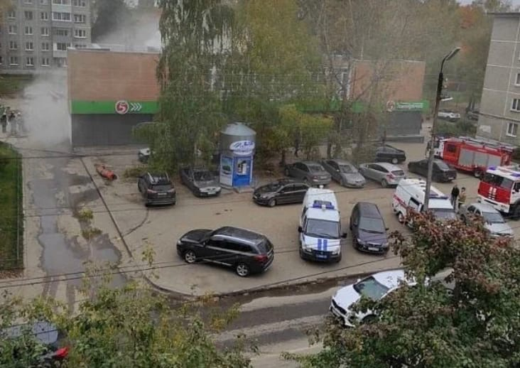В Рязани загорелось здание «Пятёрочки» - обошлось без пострадавших