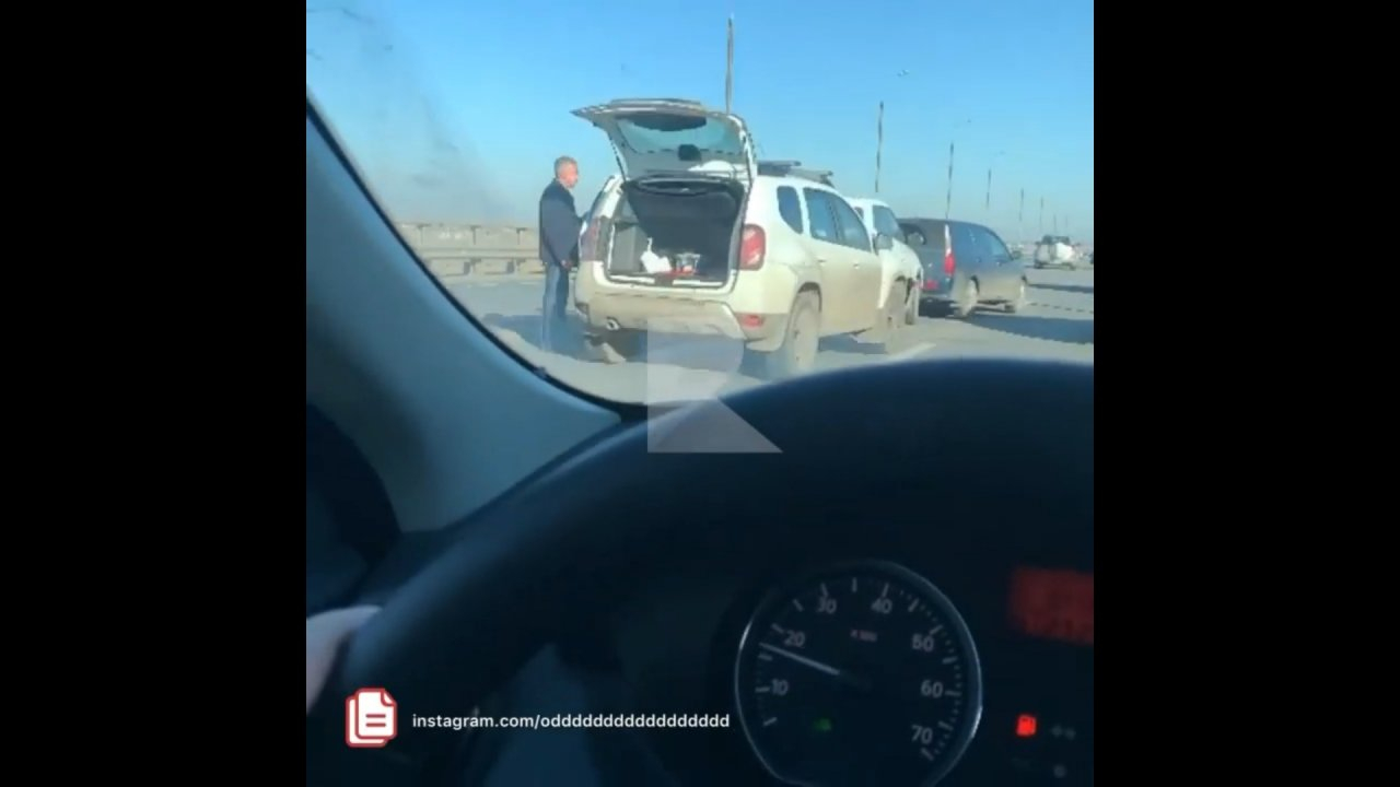 Из-за массовой аварии на Солотчинском шоссе образовалась длинная пробка