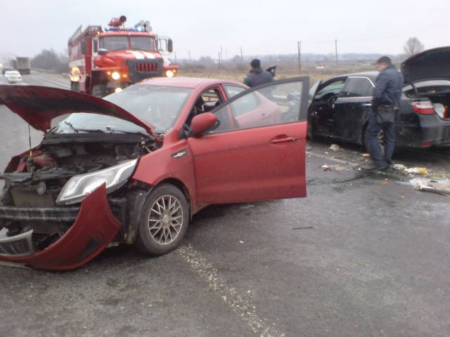 Столкновение двух легковых автомобилей в Рыбновском районе, в аварии есть пострадавшие