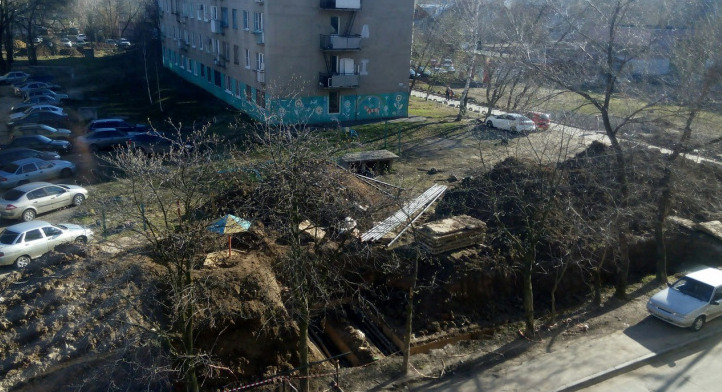 Администрация ответила, сколько еще жителям ул.Новоселова жить в окопах