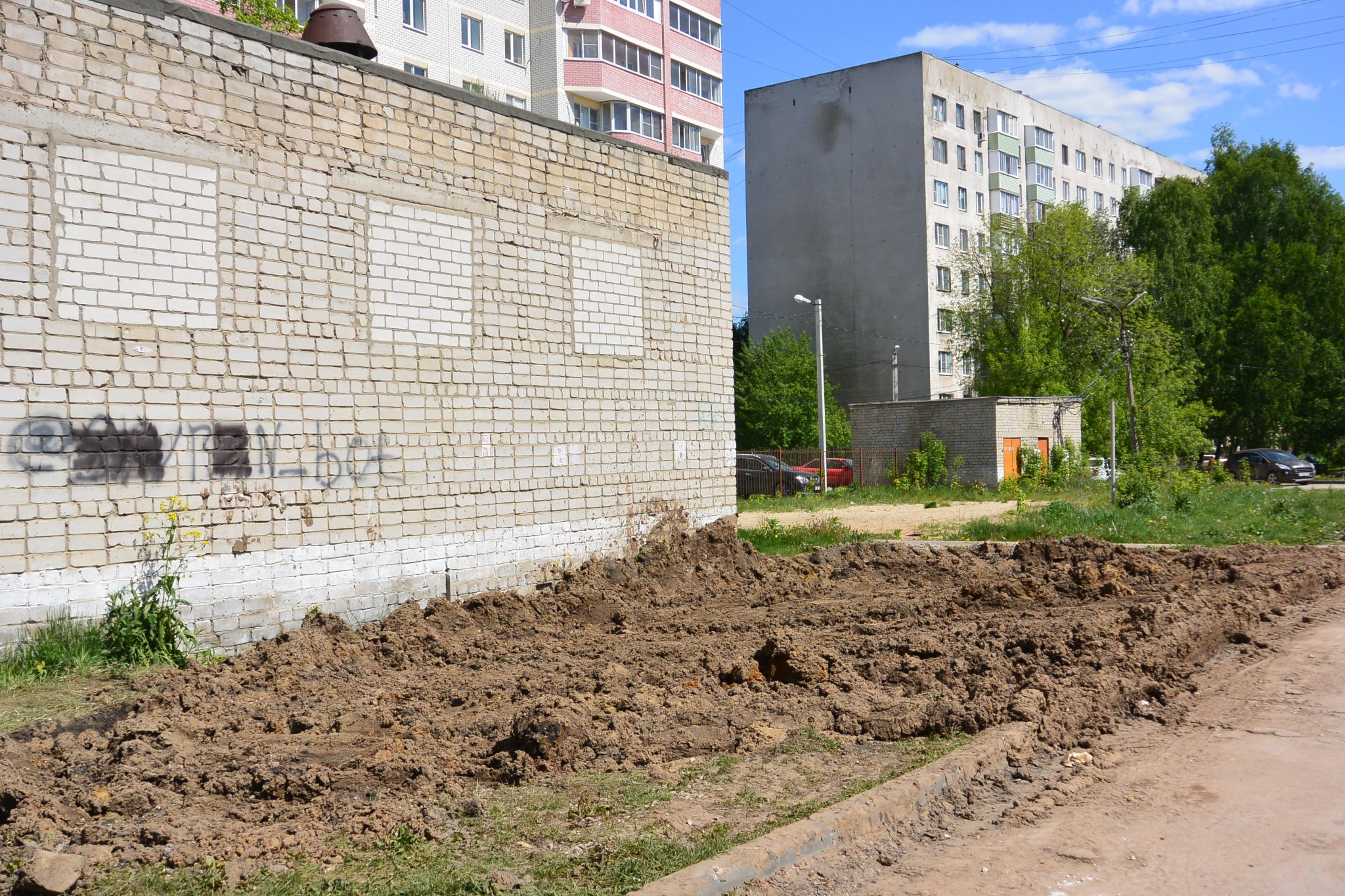 Жители Московского утопают в грязи