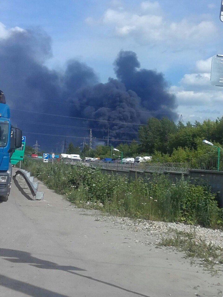 Пожар на Ряжском шоссе - фото и подробности очевидца
