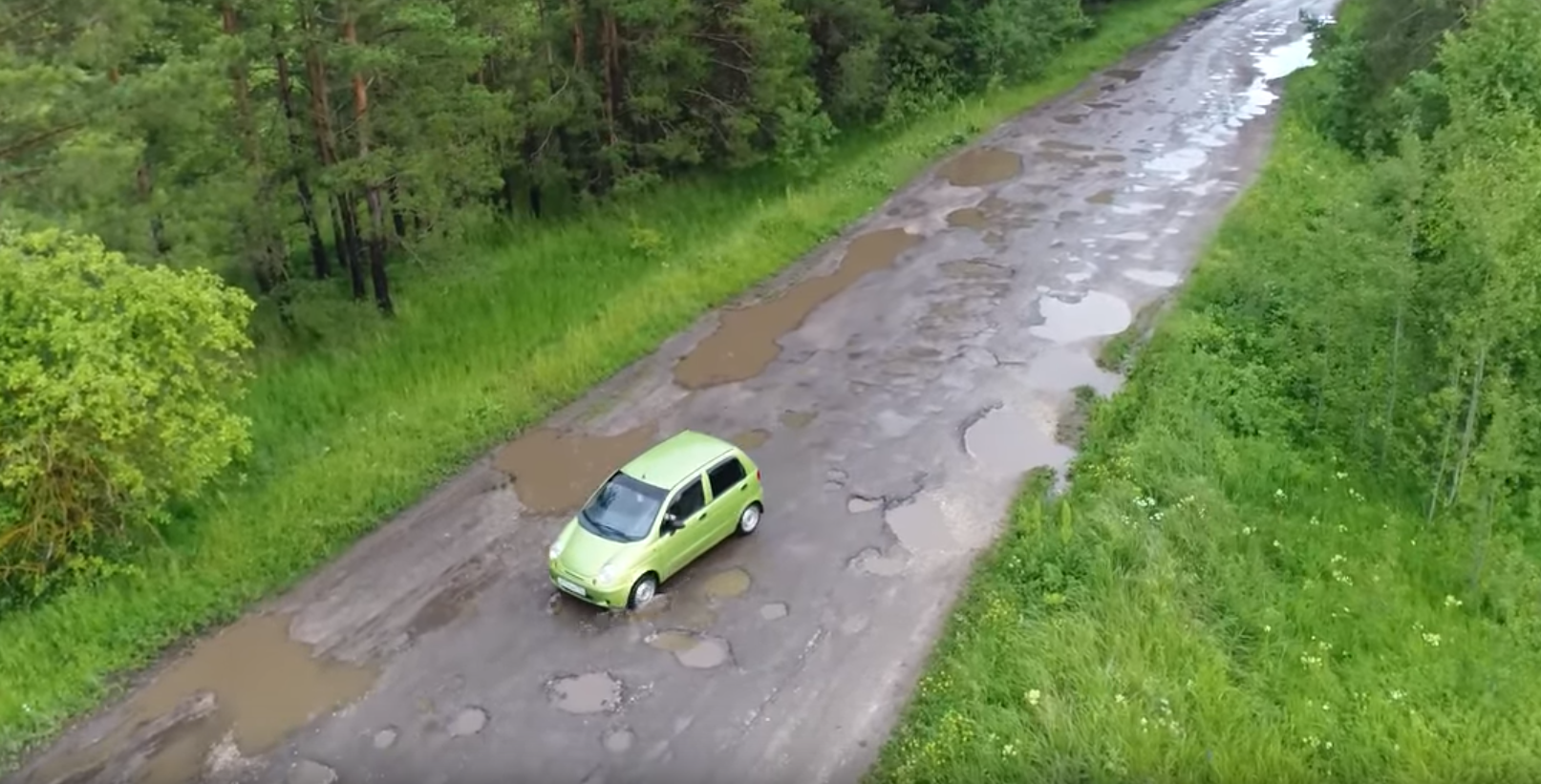 Активисты отправили видео отвратительных дорог в Рязанской области президенту