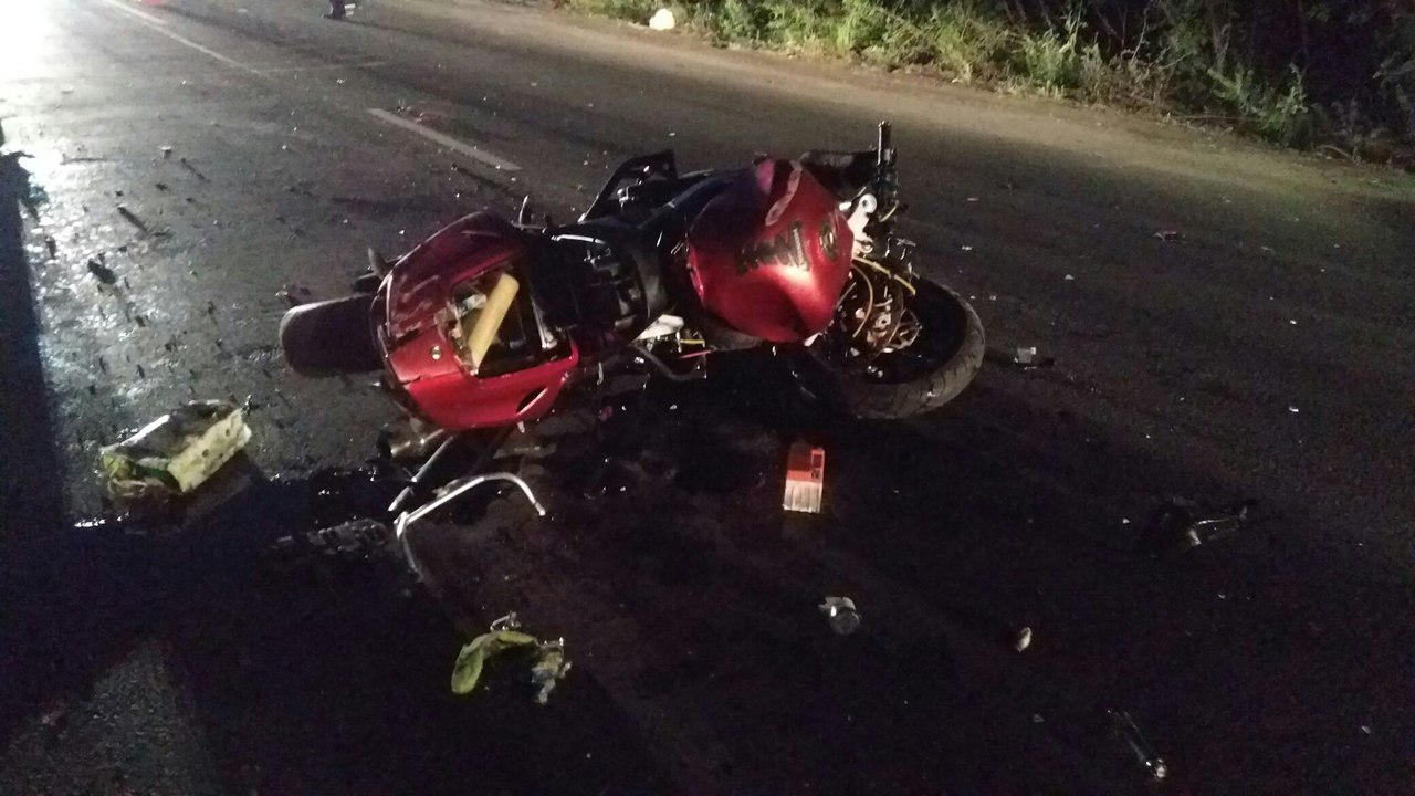 В ДТП под Рязанью пострадал мотоциклист, появились фото с места аварии