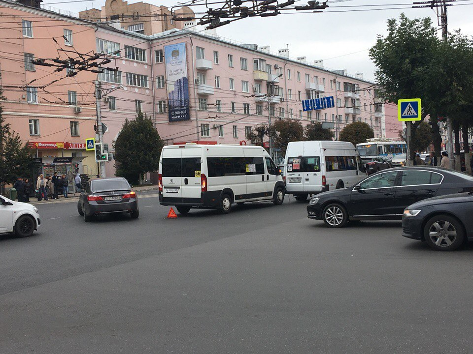 ДТП в центре Рязани - столкнулись две маршрутки