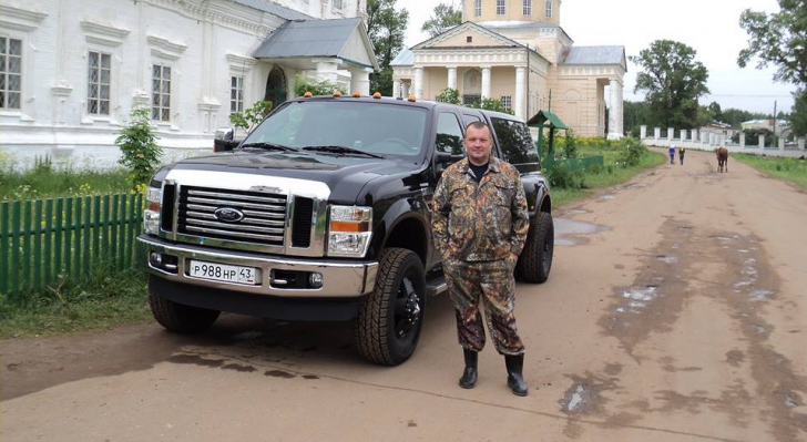 Кировский бизнесмен продает воздух в банках из села Великорецкое