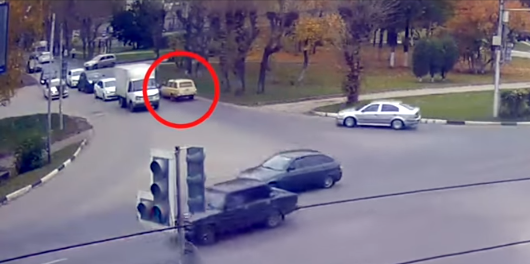 ДТП с участием 11-летнего пешехода на Московском шоссе - видео