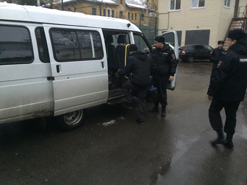 Рязанские полицейские выдворили за рубеж 11 иностранцев