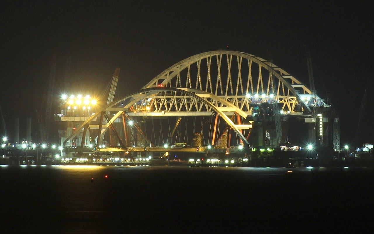 Россияне могут проголосовать за лучшее название строящегося моста в Крым