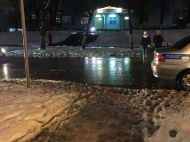 В центре Рязани на пешеходном переходе насмерть сбили женщину